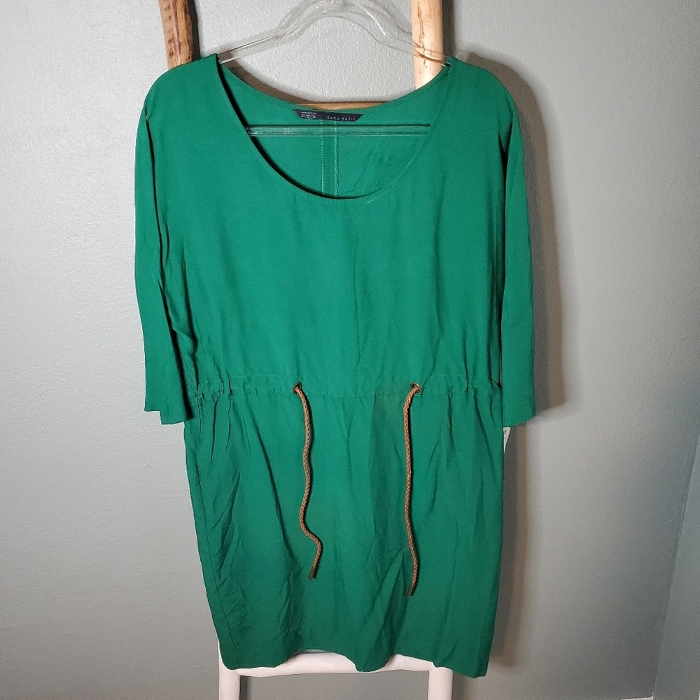 NWT Zara green dress with belt size Medium